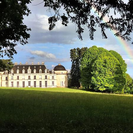 Pavillon Des Ecureuils Au Chateau Royal De Benays Benais Exterior photo